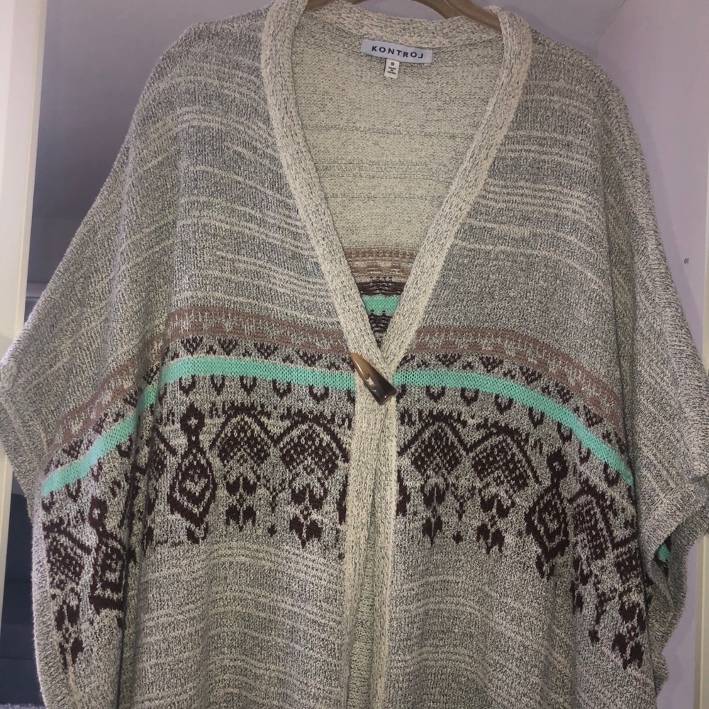 ‼️2 for $20 deal‼️ 
Grey poncho